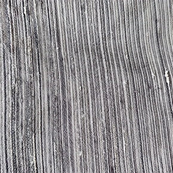 Chico's Design 100% Silk Textured Gray Women's Top Size 2 (12) - Picture 9 of 10